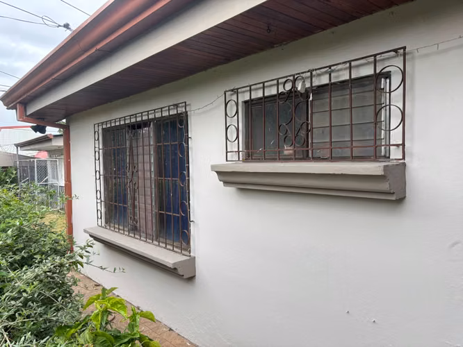 Venta de apartamentos alquilados en Granadilla de Curridabat. Barrio José María Zeledon. - Imagen 7