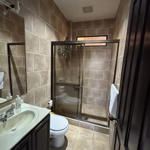¿Comprar o Alquilar? Casa de Ensueño en Guadalupe - Ambas Opciones