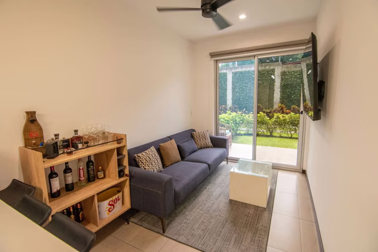 VENTA DE APARTAMENTO CON LINEA BLANCA,SANTA ANA,CONDOMINIO URBAN FLATS 9276758 - Imagen 6