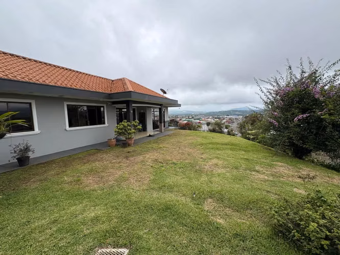 Se vende hermosa propiedad en San Ramón de alajuela