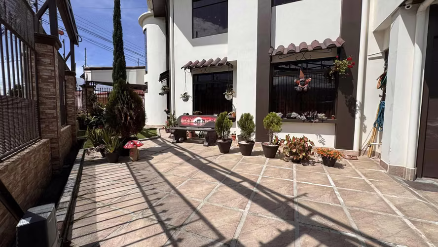 Venta Casa Cartago San Nicolás Taras La Lima 3 dormitorios 3 baños