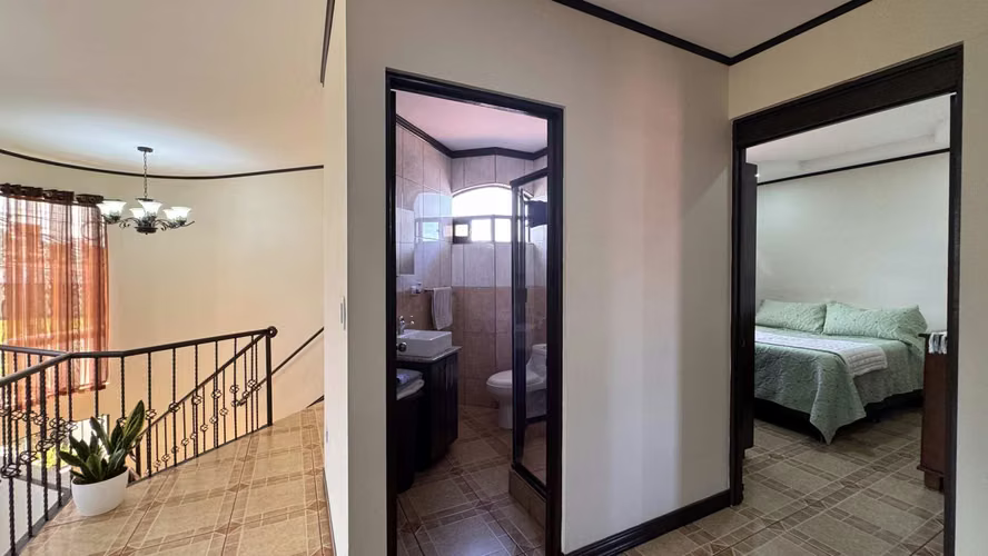 Venta Casa Cartago San Nicolás Taras La Lima 3 dormitorios 3 baños