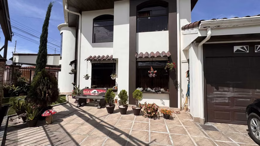 Venta Casa Cartago San Nicolás Taras La Lima 3 dormitorios 3 baños