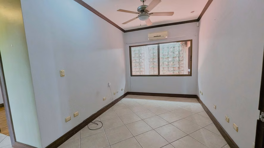 ALQUILER DE AMPLIA CASA EN SAN RAFAEL DE ESCAZÚ - Imagen 14