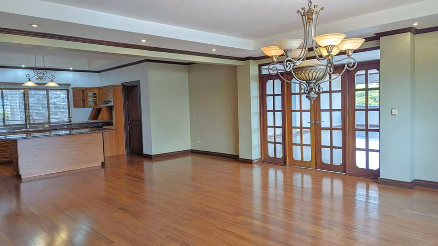 ALQUILER DE AMPLIA CASA EN SAN RAFAEL DE ESCAZÚ - Imagen 3