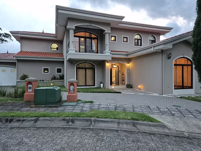 CASA EN CONDOMINIO ROBLE SABANA, CONCEPCION TRES RIOS, COD RS-125 - Imagen 2
