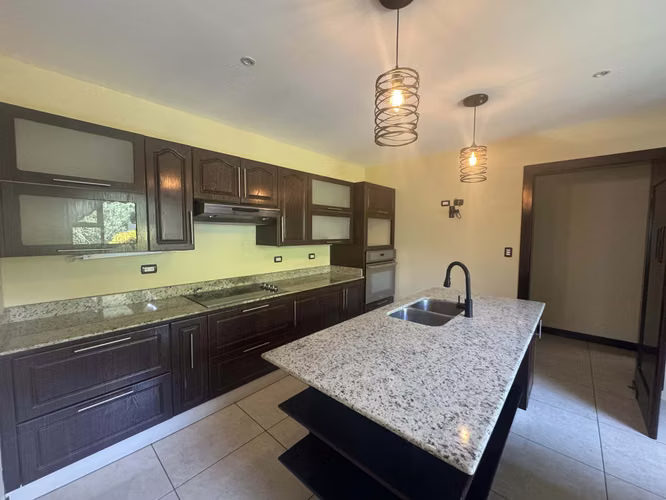 SE VENDE CASA EN CONDOMINIO ALBACETE QUEBRADILLA DE CARTAGO - Imagen 7