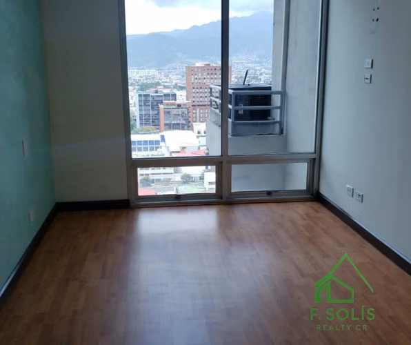 Venta de Apartamento con Menaje en Torres Paseo Colón