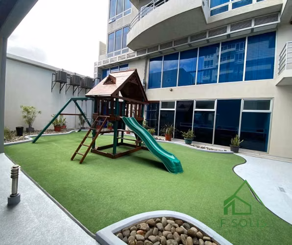 Venta de Apartamento con Menaje en Torres Paseo Colón