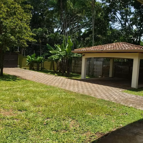 Alajuela La Garita vendo casa 1 piso, residencial privado, 1323m terreno, casa 323m2,$368.000 - Imagen 19