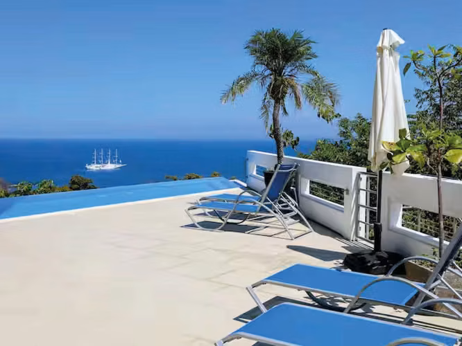 VENTA DE CASA DE PLAYA EN PUNTA LEONA