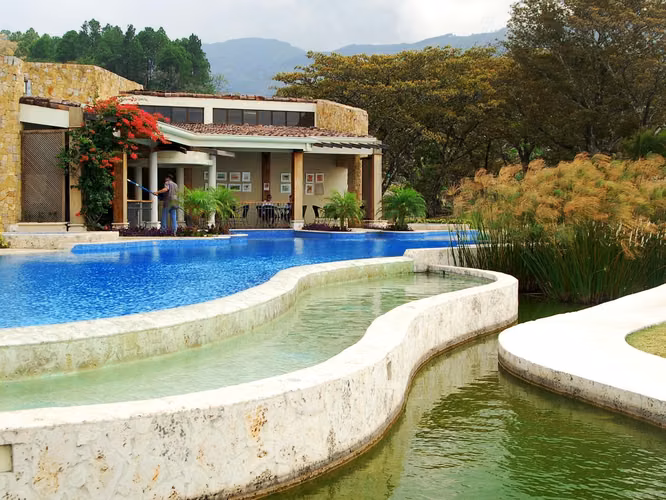 VENTA DE APARTAMENTO EN AVALON COUNTRY FRENTE AL LAGO PARA INVERSIÓN - Imagen 12