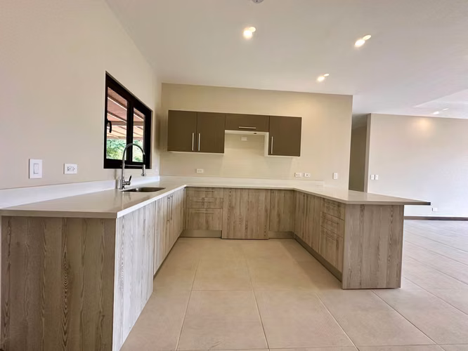 VENTA DE APARTAMENTO EN CONDOMINIO VISTA AL VALLE - SANTA ANA - Imagen 4
