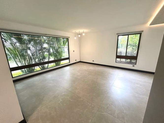 Venta de casa en Condominio, recién remodelada en San Rafael de Escazú - Imagen 6