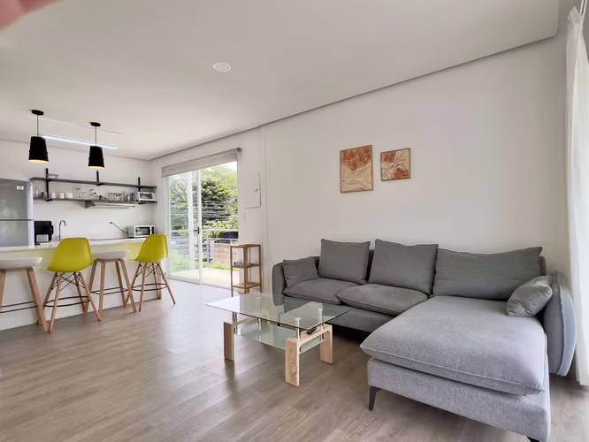 Lindora - Moderna - Casa + 2 Apartamentos - Alta Rentabilidad