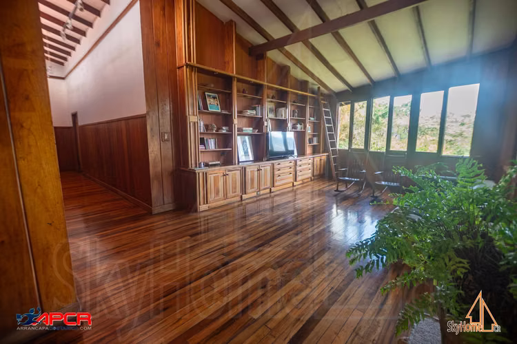 2013 / Encantadora Casa en Venta / Jaboncillos, Escazú - Imagen 16