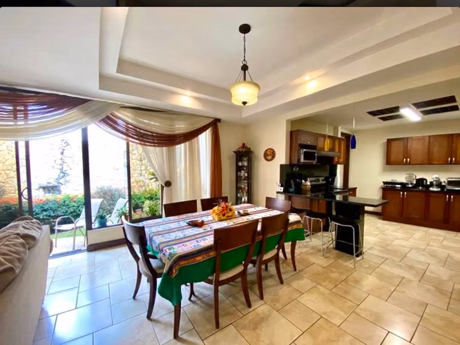 VENTA DE CASA INDEPENDIENTE EN RESIDENCIAL LOMA REAL - Imagen 14