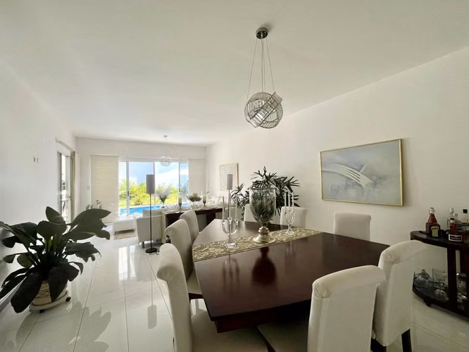 VENTA DE CASA EN CONDOMINIO EN GUACHIPELIN DE UNA SOLA PLANTA - Imagen 8