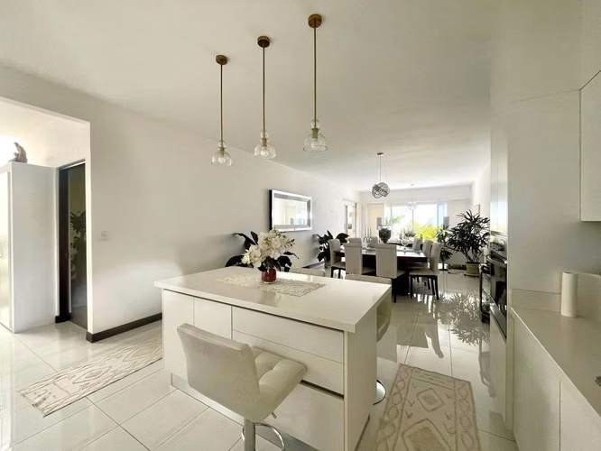VENTA DE CASA EN CONDOMINIO EN GUACHIPELIN DE UNA SOLA PLANTA - Imagen 6