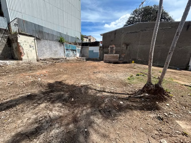 VENTA DE TERRENO BARRIO GONZALEZ LAHMAN - Imagen 8