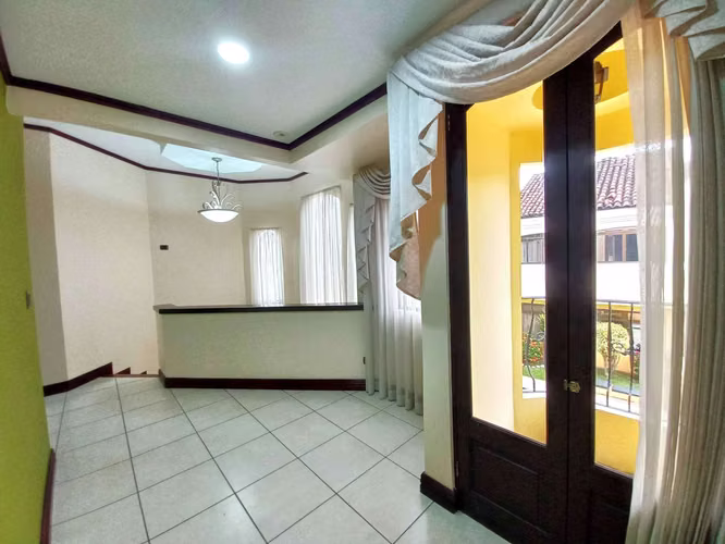 VENTA DE CASA EN CONDOMINIO-BELEN-HEREDIA*