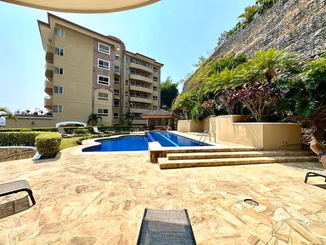 ALQUILER DE APARTAMENTO EN CONDOMINIO VALLE ARRIBA AMUEBLADO - Imagen 16