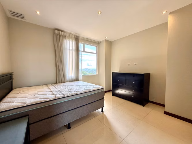 ALQUILER DE APARTAMENTO EN CONDOMINIO VALLE ARRIBA AMUEBLADO - Imagen 15