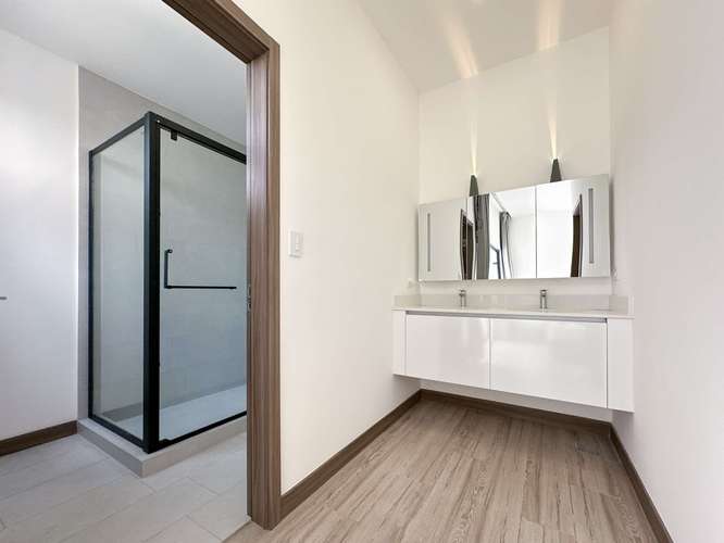 Venta de moderna casa para estrenar ubicada en Escazú - Imagen 10