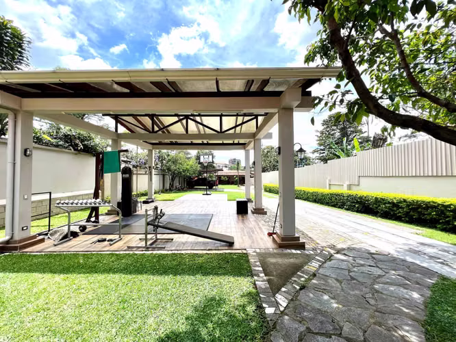 VENTA DE PRECIOSA CASA EN SAN RAFAEL