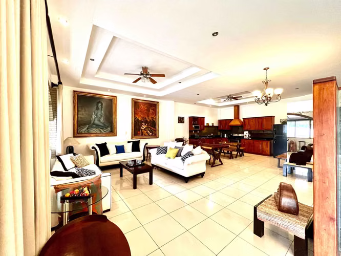 BEAUTIFUL HOUSE FOR SALE IN SAN RAFAEL