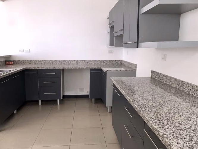 VENTA DE CASA EN CONDO PARA INVERSION, BRASIL DE MORA - Imagen 4