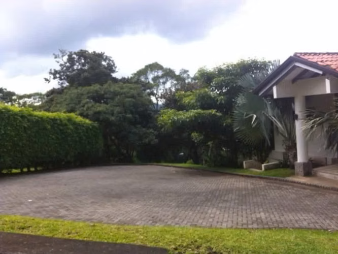 VENTA DE LOTE EN CONDOMINIO ALTAMIRA - CIUDAD COLON
