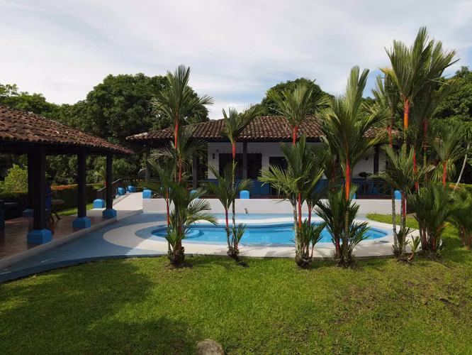Espectacular Quinta en Venta – San Pablo de Turrubares