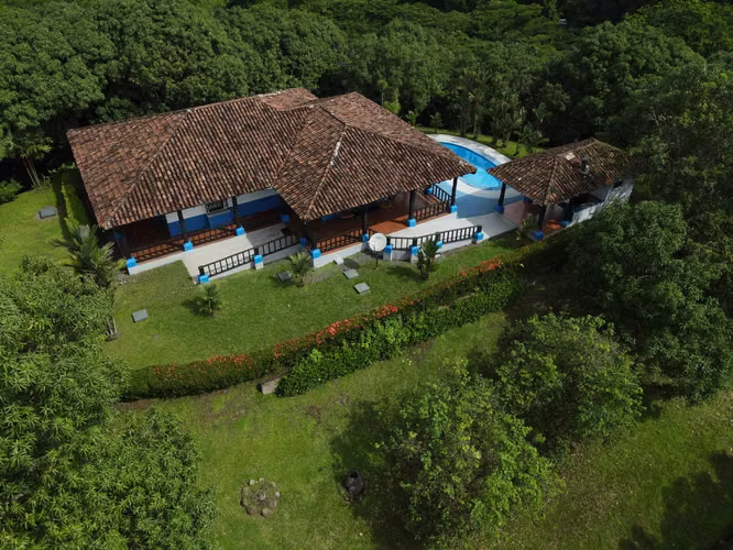 Espectacular Quinta en Venta – San Pablo de Turrubares