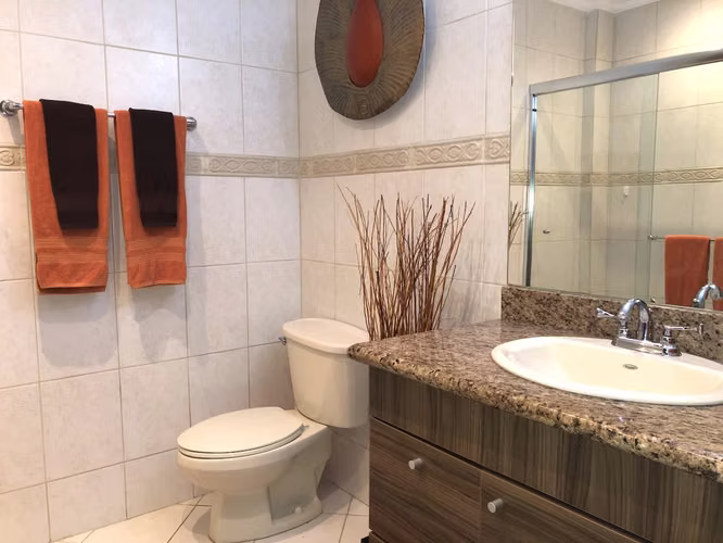 VENTA DE APARTAMENTO AMUEBLADO Y EQUIPADO-CONDOMINIO EN BELLO HORIZONTE - Imagen 11