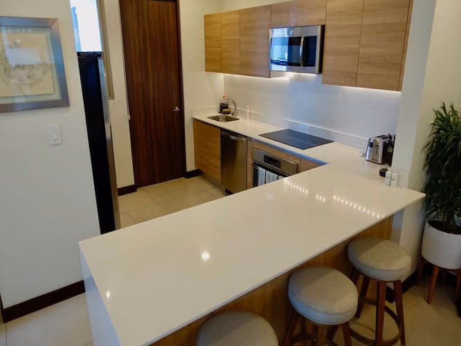 VENTA DE CASA EN CONDOMINIO - PARA INVERSIONISTA - ESCAZU - Imagen 6