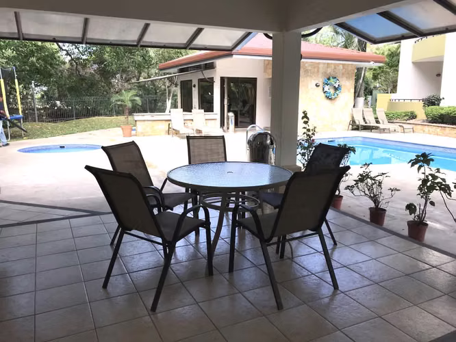 VENTA DE APARTAMENTO EN AVALON, AMUEB. Y EQUIP. - SANTA ANA