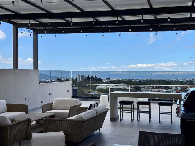 Se Alquila Hermoso Apartamento en Nueve 84, Curridabat (MA).
