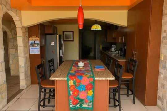 casa en venta muy centrica en Grecia Alajuela - Imagen 5