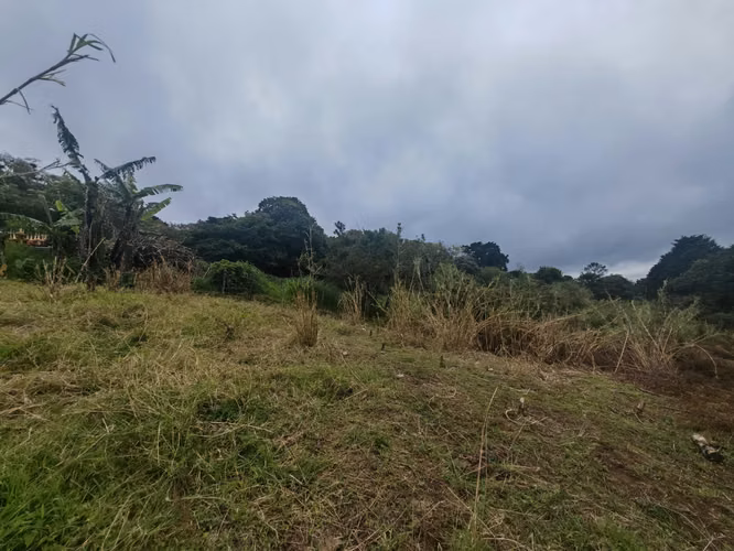 Venta de Hermoso Lote en Santa Elena, San Isidro de Heredia - Imagen 2