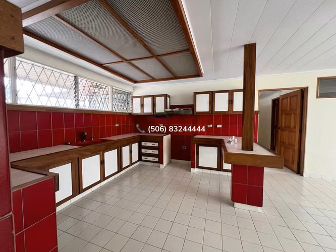 ALQUILER DE CASA EN LOS YOSES - Imagen 2