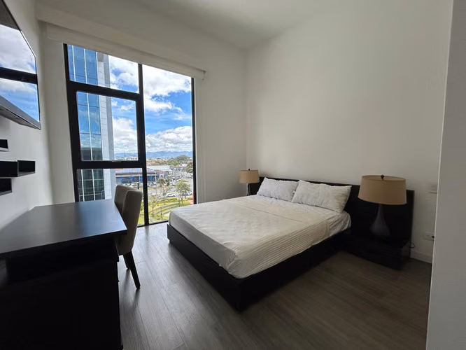 Apartamento Full Amoblado y Equipado en Escazú Village – ¡Listo para mudarse!  - Imagen 8