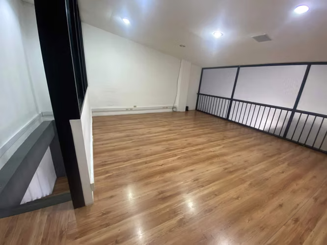 OPORTUNIDAD VENTA LOCAL EN ESCAZÚ