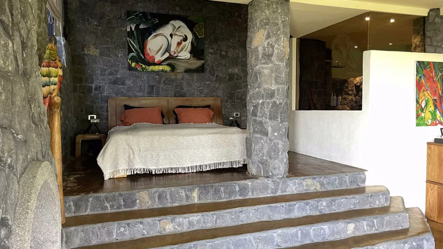 Casa con cuatro cabañas en venta en las montañas de Aserrí 24049