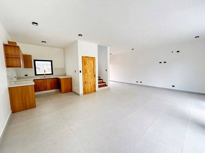 Casas de 3 habitaciones  en comunidad cerrada en Villareal, Tamarindo