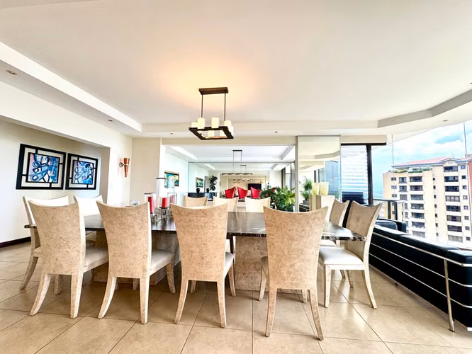 VENTA DE APARTAMENTO EN CERROS DE MAYORCA - ESCAZÚ