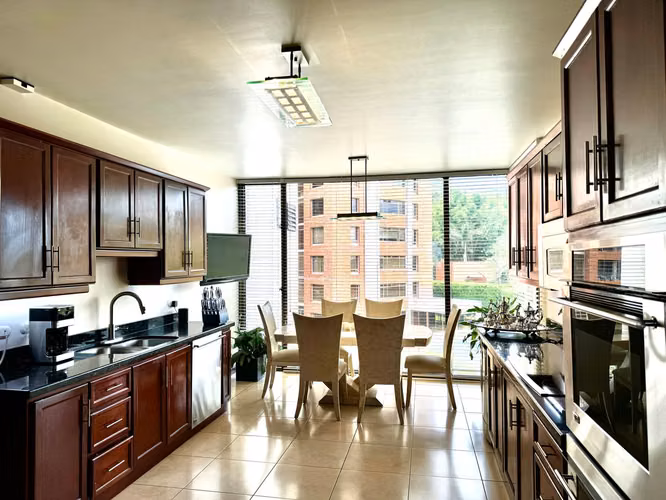 VENTA DE APARTAMENTO EN CERROS DE MAYORCA - ESCAZÚ