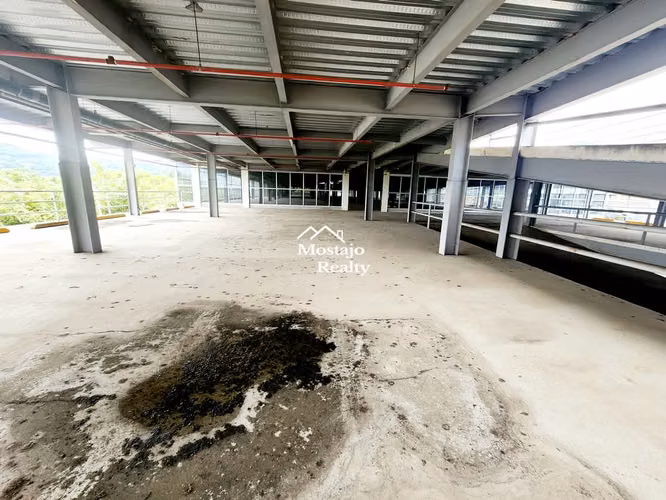 Venta de Edificio Comercial en Pozos de Santa Ana,  Remate Bancario!