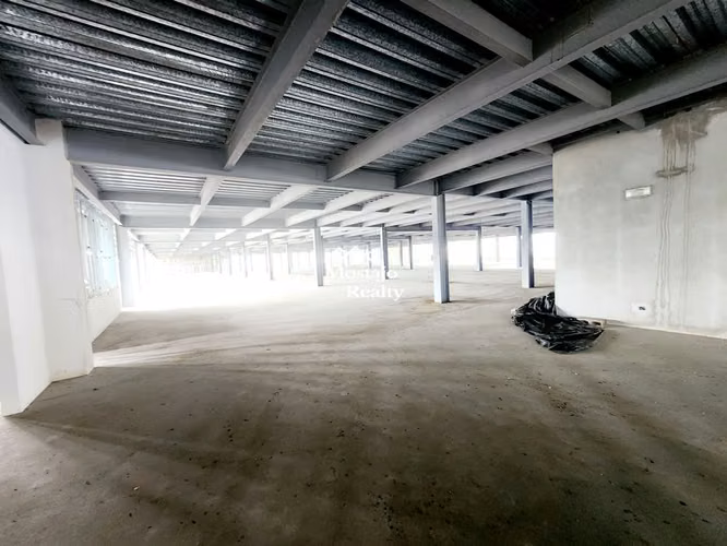 Venta de Edificio Comercial en Pozos de Santa Ana,  Remate Bancario!