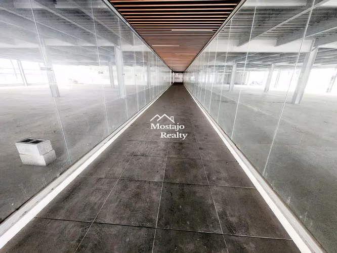 Venta de Edificio Comercial en Pozos de Santa Ana,  Remate Bancario!